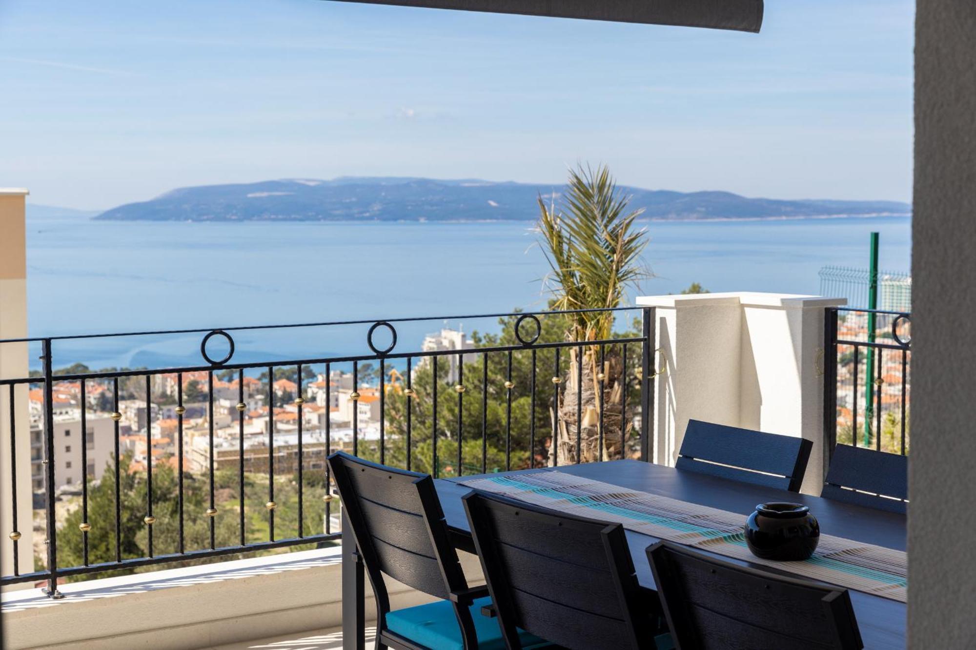 Villa Smaragd - Lapis - Luxury Apartment With Shared Pool Makarska Ngoại thất bức ảnh