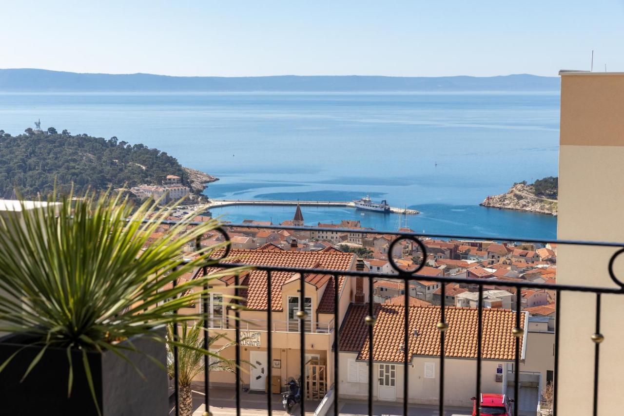 Villa Smaragd - Lapis - Luxury Apartment With Shared Pool Makarska Ngoại thất bức ảnh