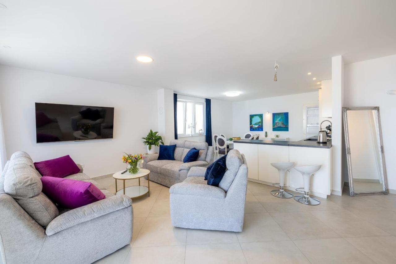 Villa Smaragd - Lapis - Luxury Apartment With Shared Pool Makarska Ngoại thất bức ảnh