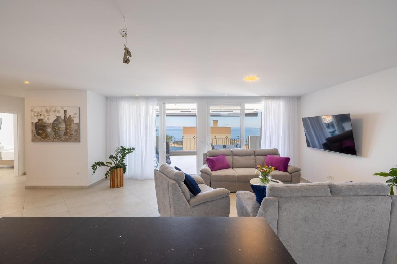 Villa Smaragd - Lapis - Luxury Apartment With Shared Pool Makarska Ngoại thất bức ảnh