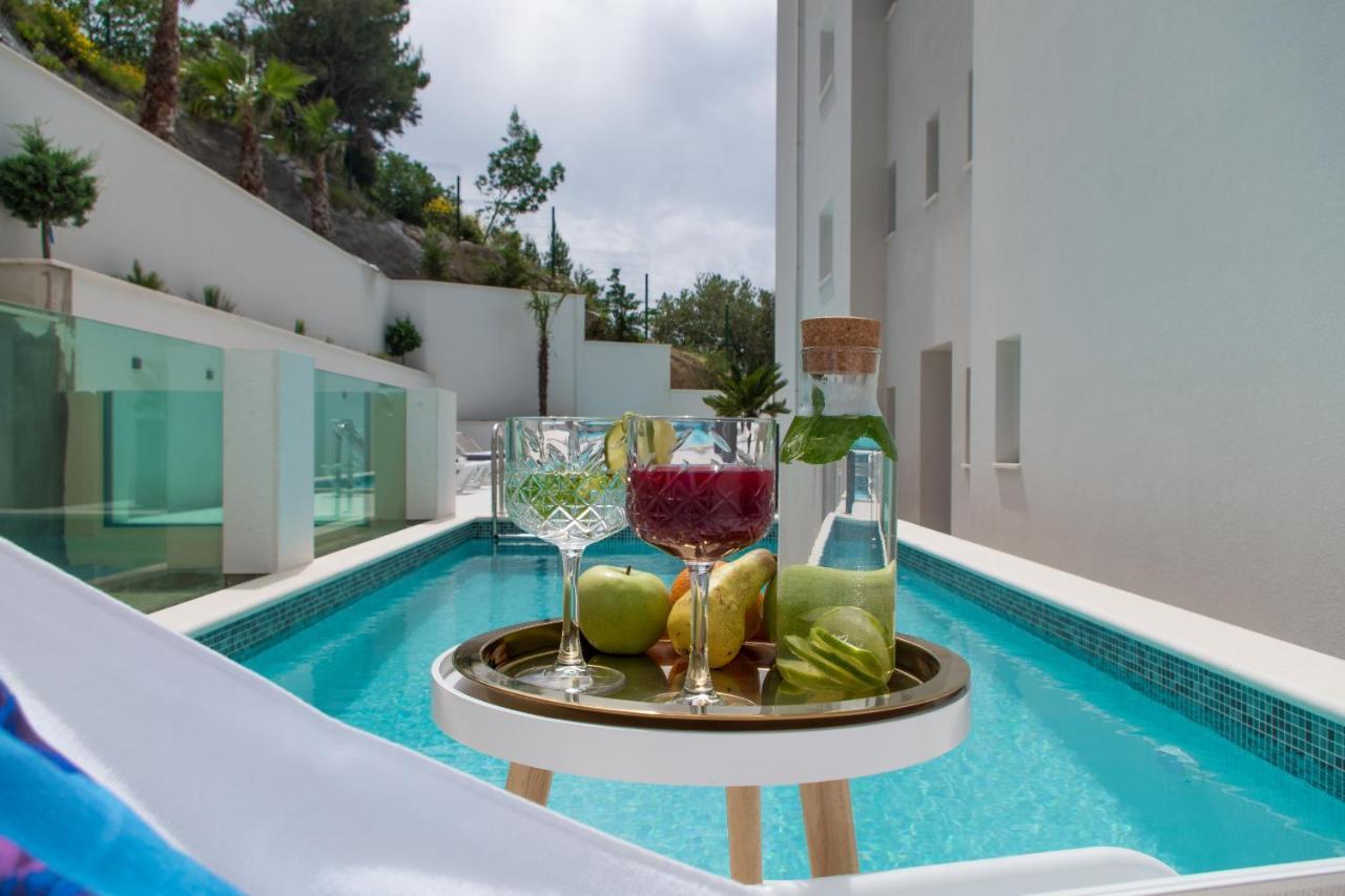 Villa Smaragd - Lapis - Luxury Apartment With Shared Pool Makarska Ngoại thất bức ảnh