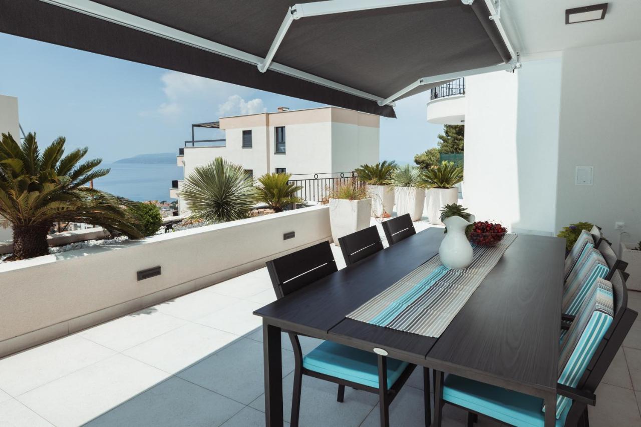 Villa Smaragd - Lapis - Luxury Apartment With Shared Pool Makarska Ngoại thất bức ảnh