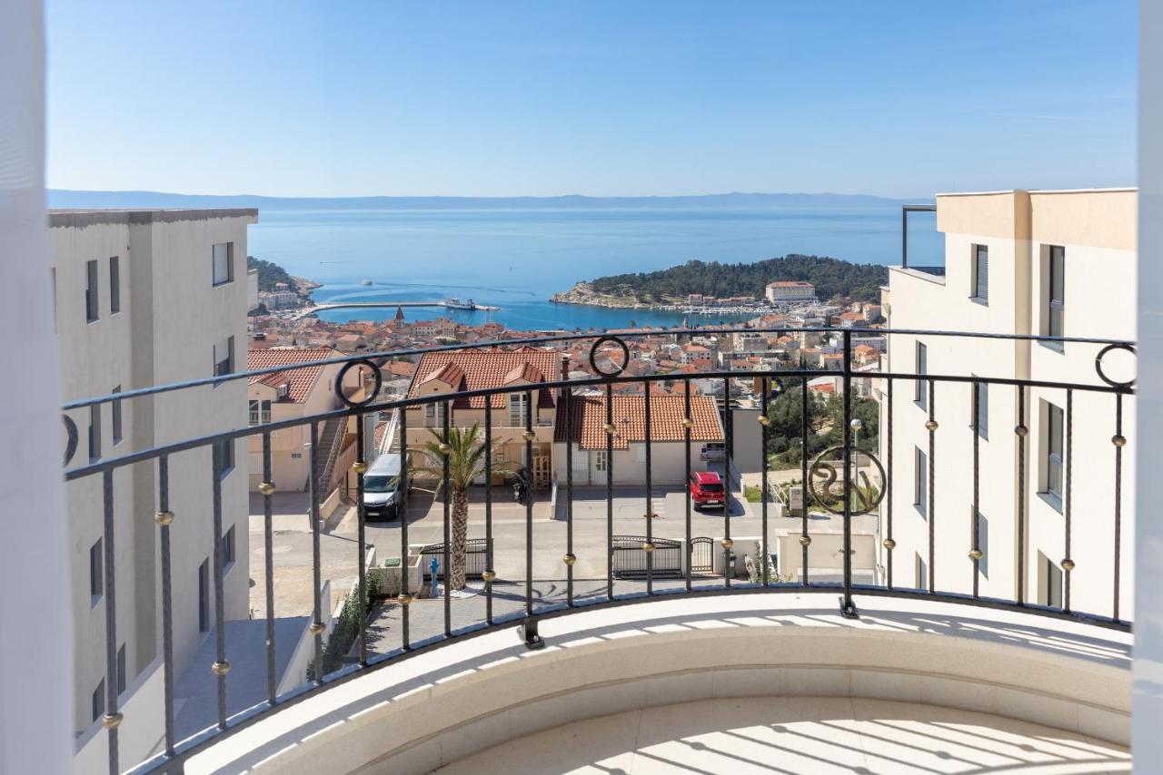Villa Smaragd - Lapis - Luxury Apartment With Shared Pool Makarska Ngoại thất bức ảnh