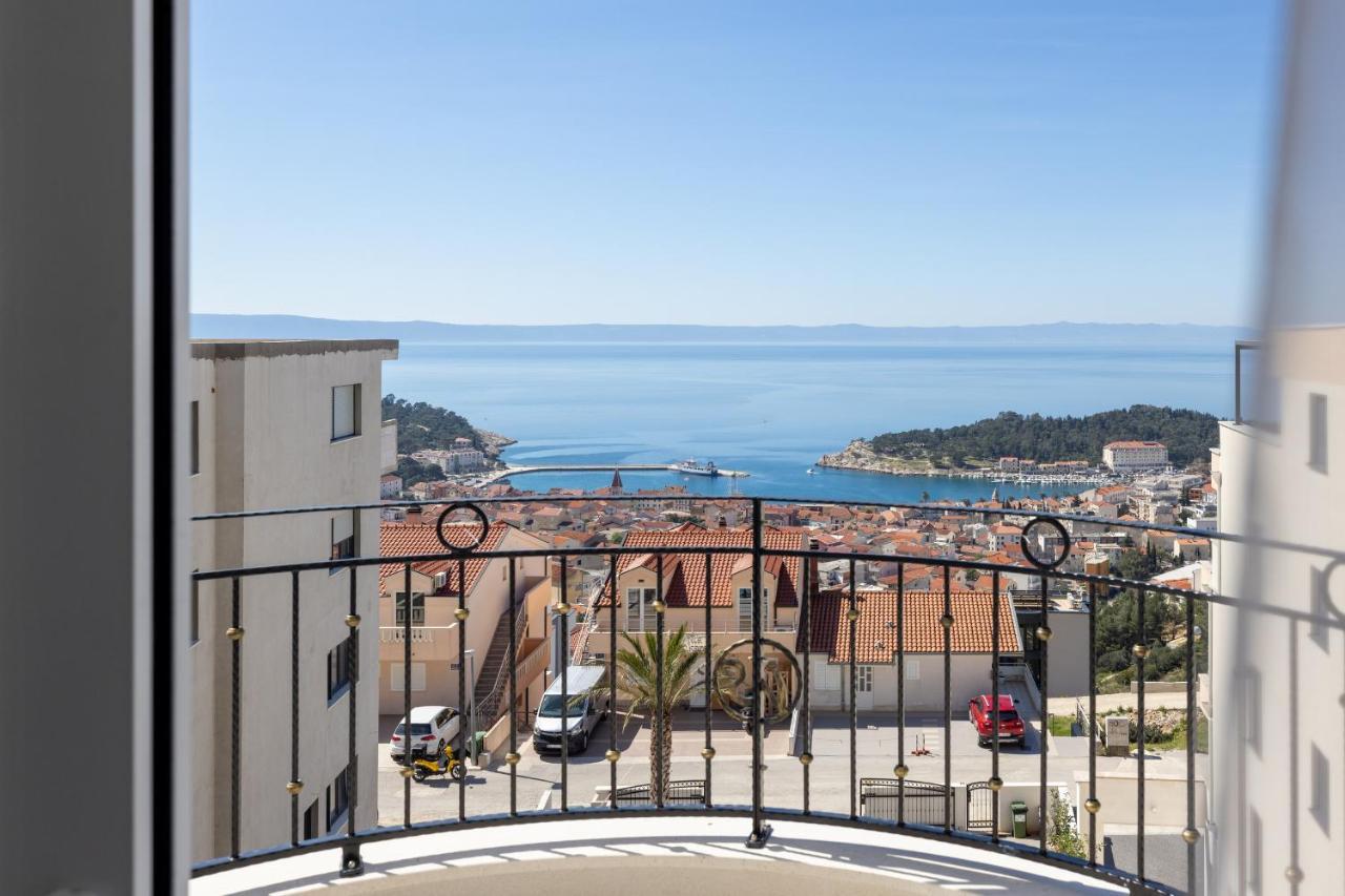 Villa Smaragd - Lapis - Luxury Apartment With Shared Pool Makarska Ngoại thất bức ảnh